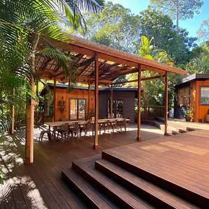 ananda-eco-house-eco-rainforest-retreat.queenslandhotels.net/